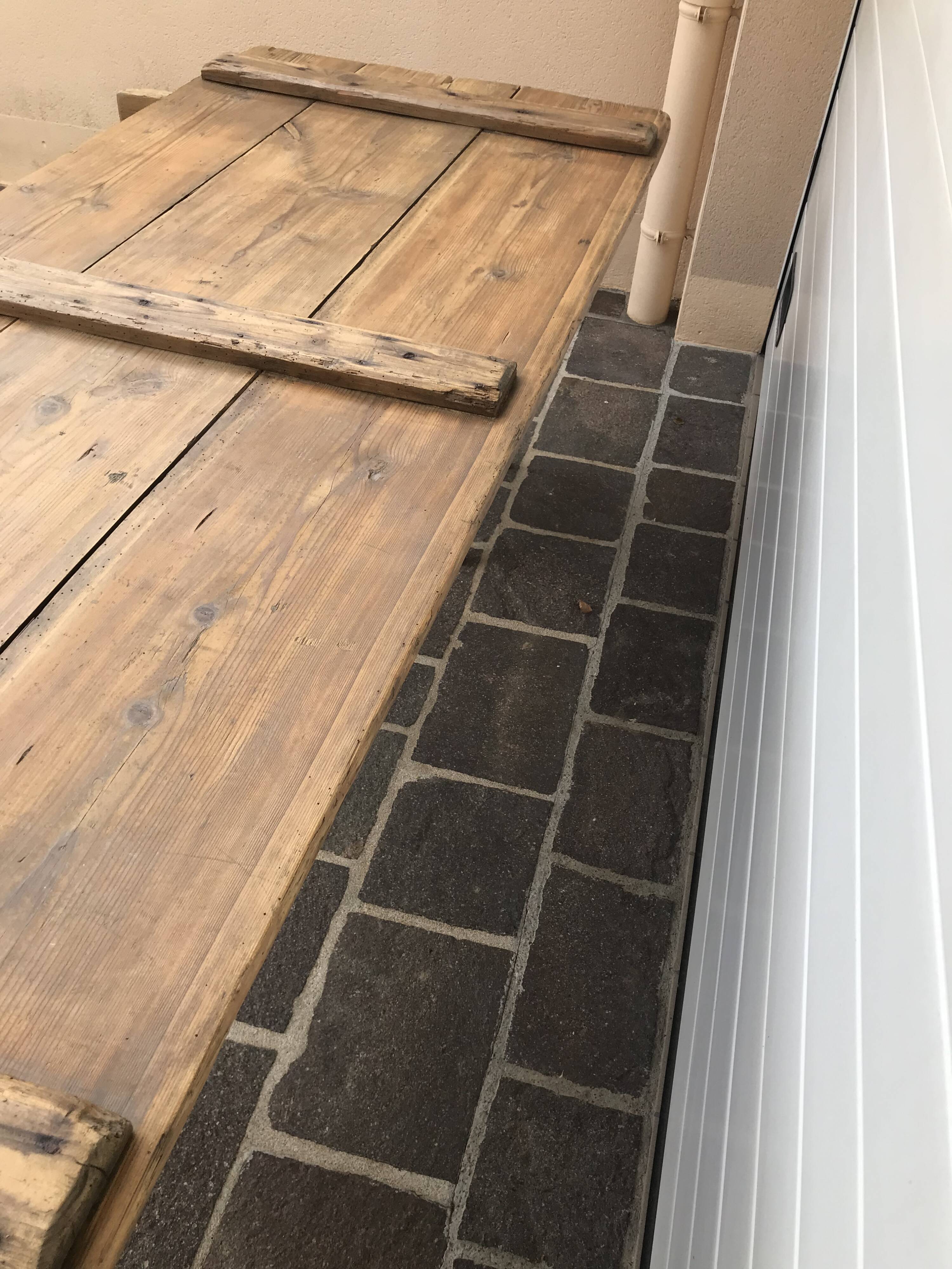 Winegrower's farm table