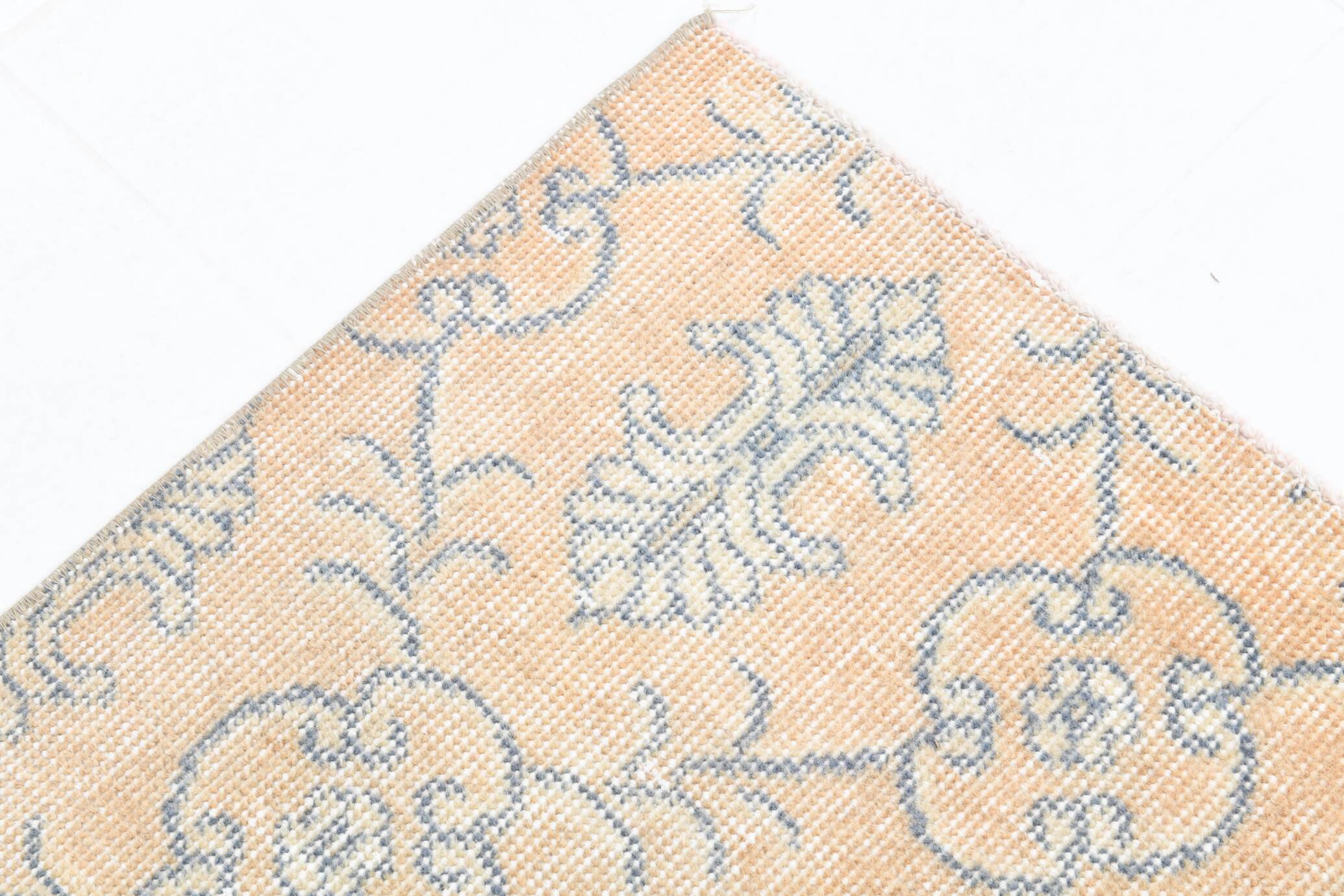 5x8 Shades Of Pale Orange Classic Turkish Vintage Rug, 140x238Cm SK 2296