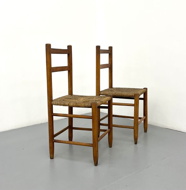 Paire de chaises vintage en bois avec assise paillée