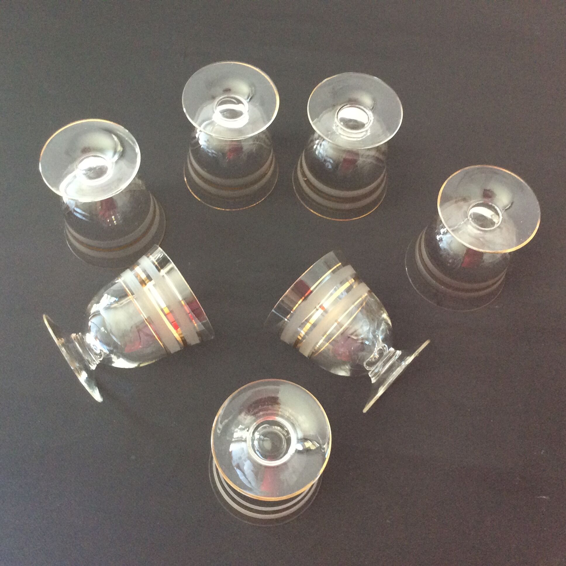 Fine glasses on pedestal with gold border - vintage