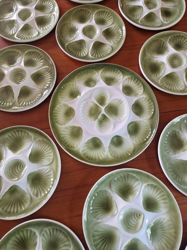 Service huîtres vintage Moulin des Loups Orchies barbotine, 12 assiettes