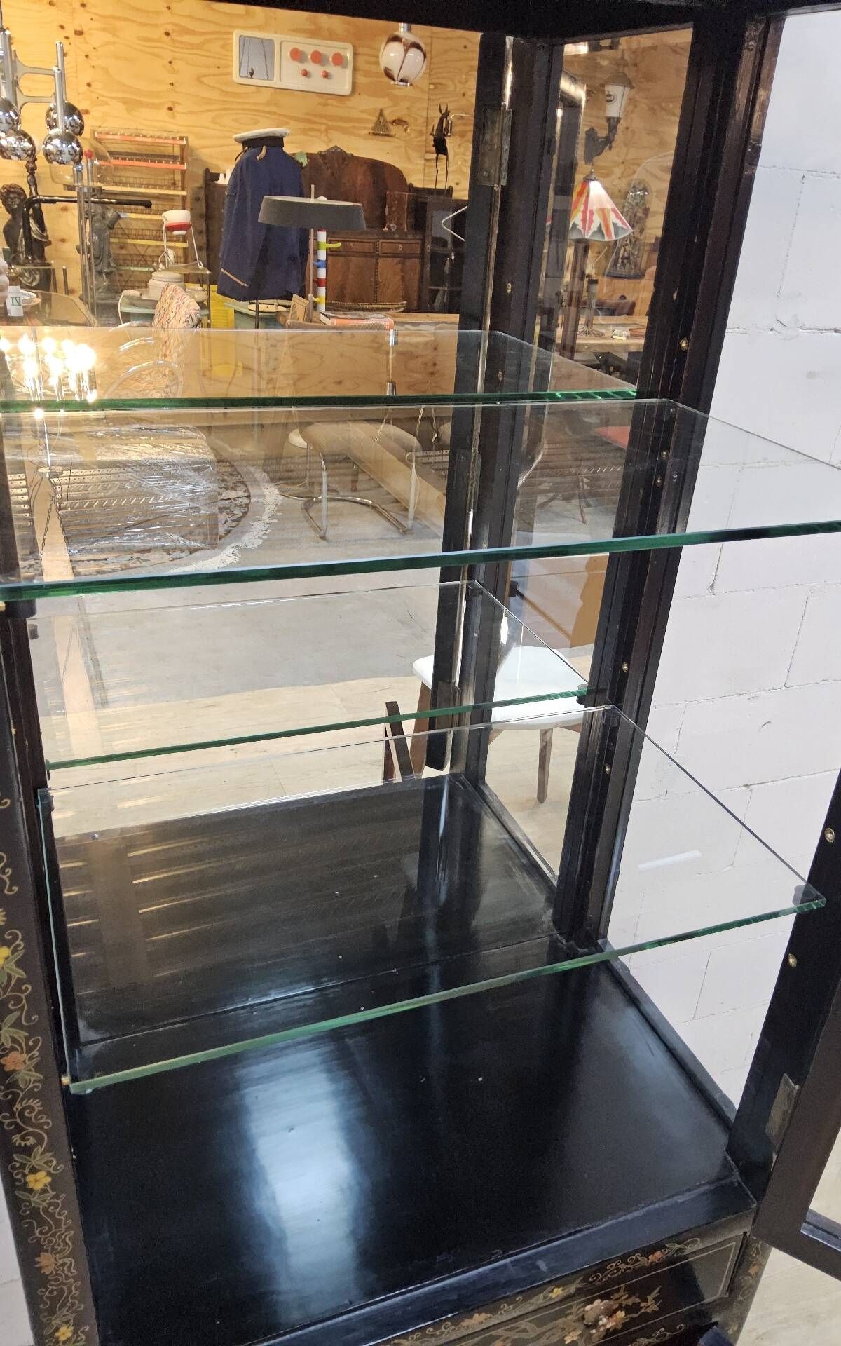 Vitrine chinoise vintage avec miroir, décor fleurs et oiseaux