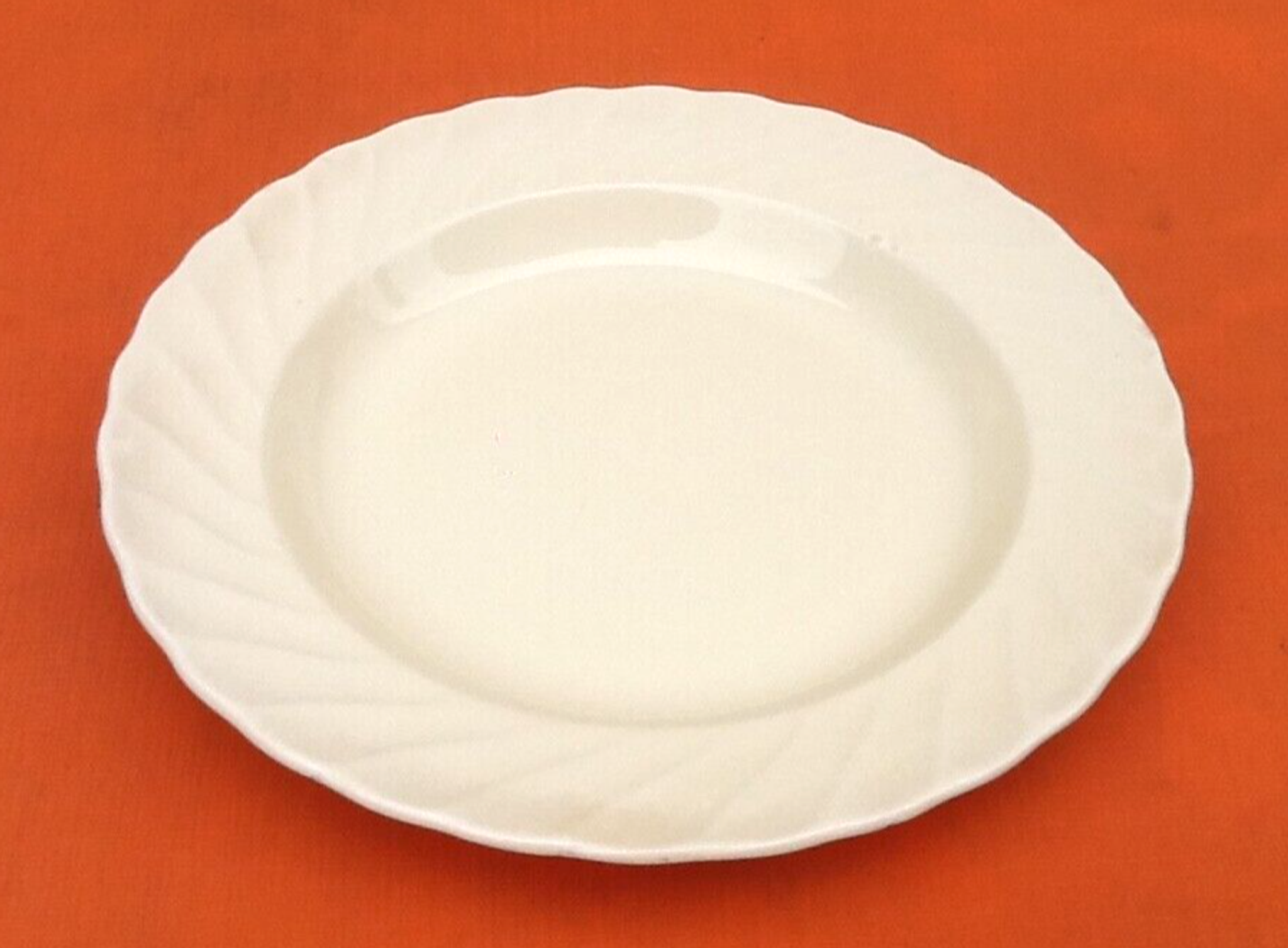 1950s Hollow plates Salins France Scalloped edge Color: Ivory