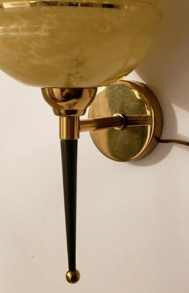 Yellow ochre speckled wall lamp, Clichy opaline, 40s