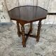 Chevet ancien, table basse octogonale en bois pieds tournés