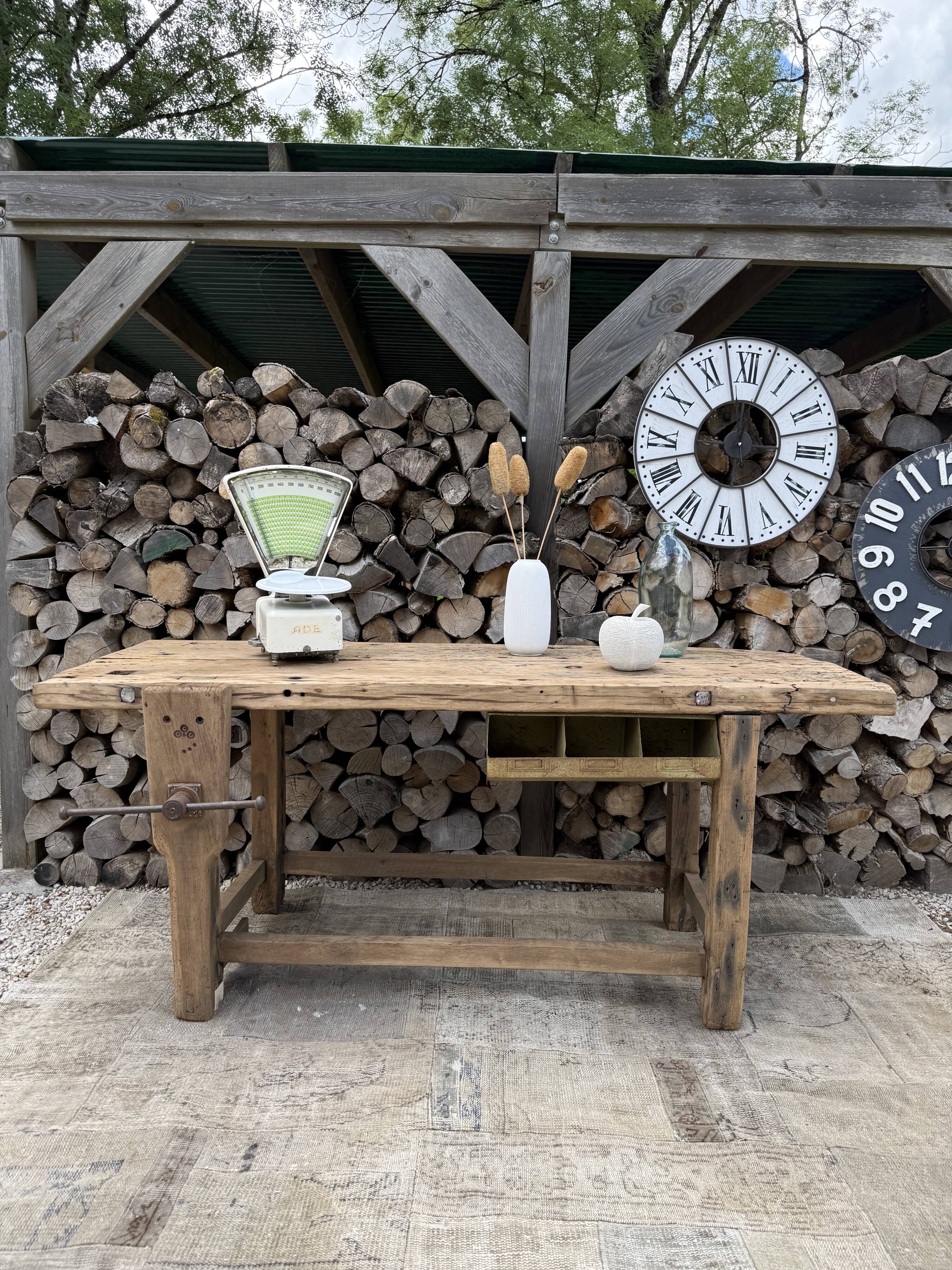 Renovated carpenter's workshop 🌾