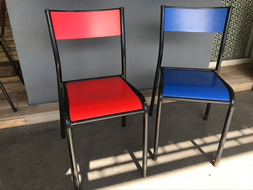 Series of 6 color school chairs