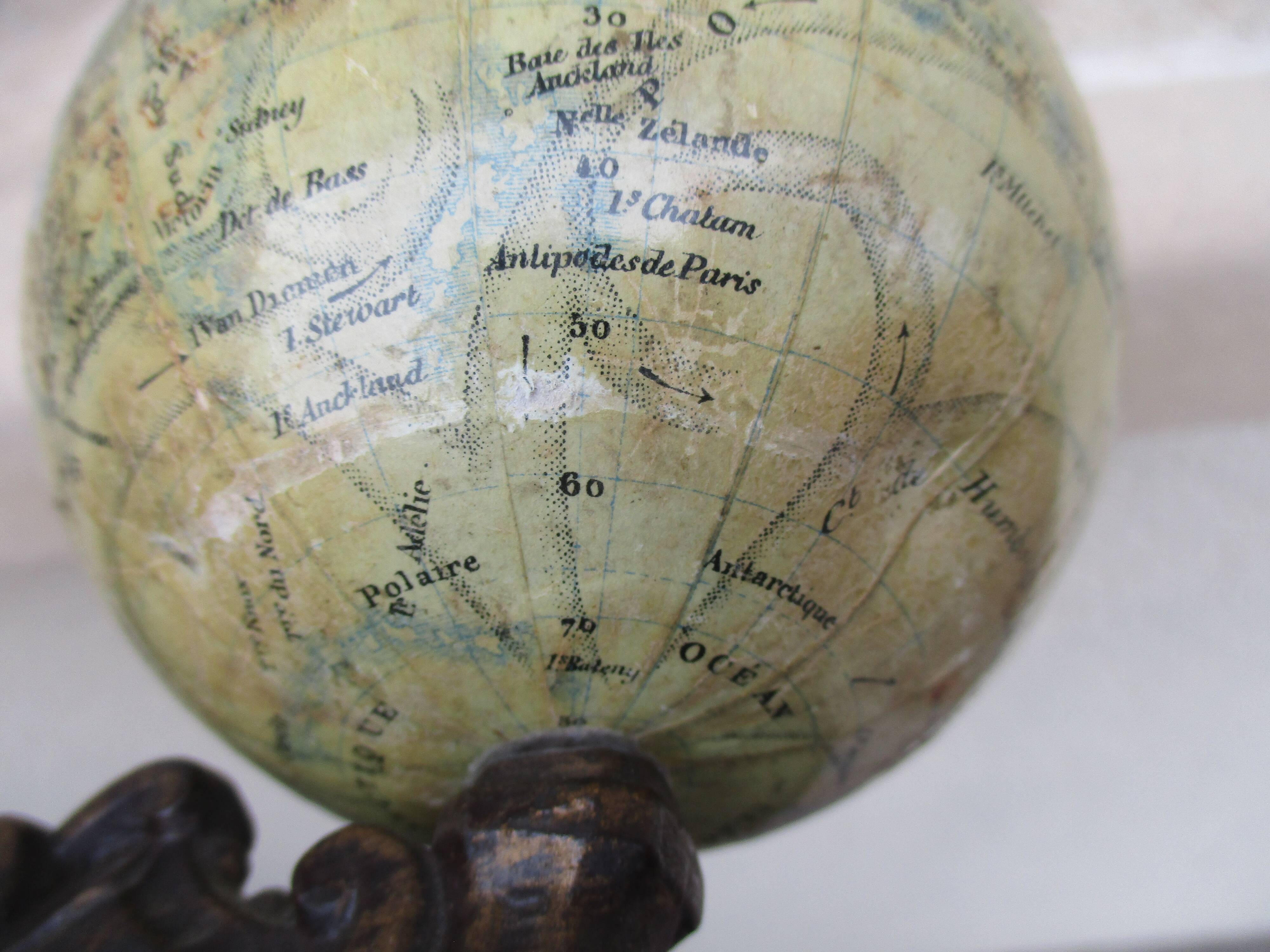 Globe signed j.l. & cie paris j. lebègue