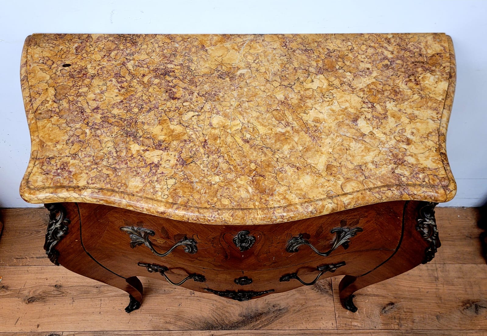 Curved louis XV style chest of drawers
