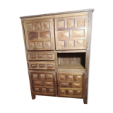 Buffet brutalist bois exotique