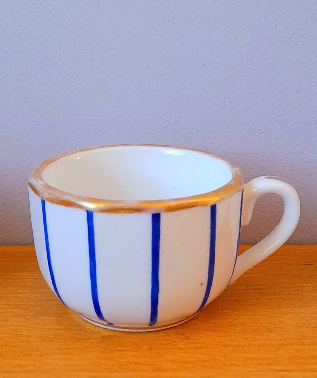 Service of 6 80s coffee cups