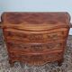 Commode Rocaille en noyer sculpté XXème