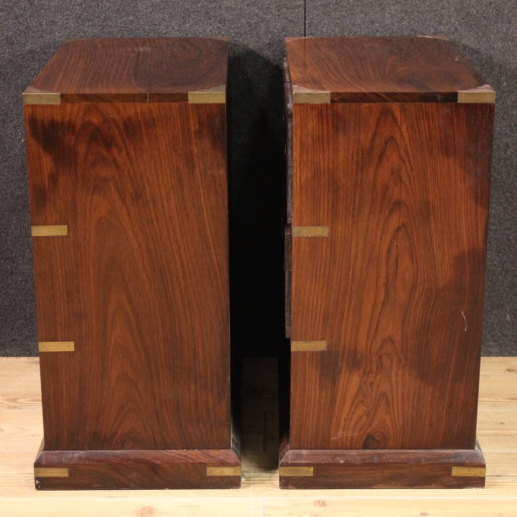 Paire de commodes anglaises du XXe siècle