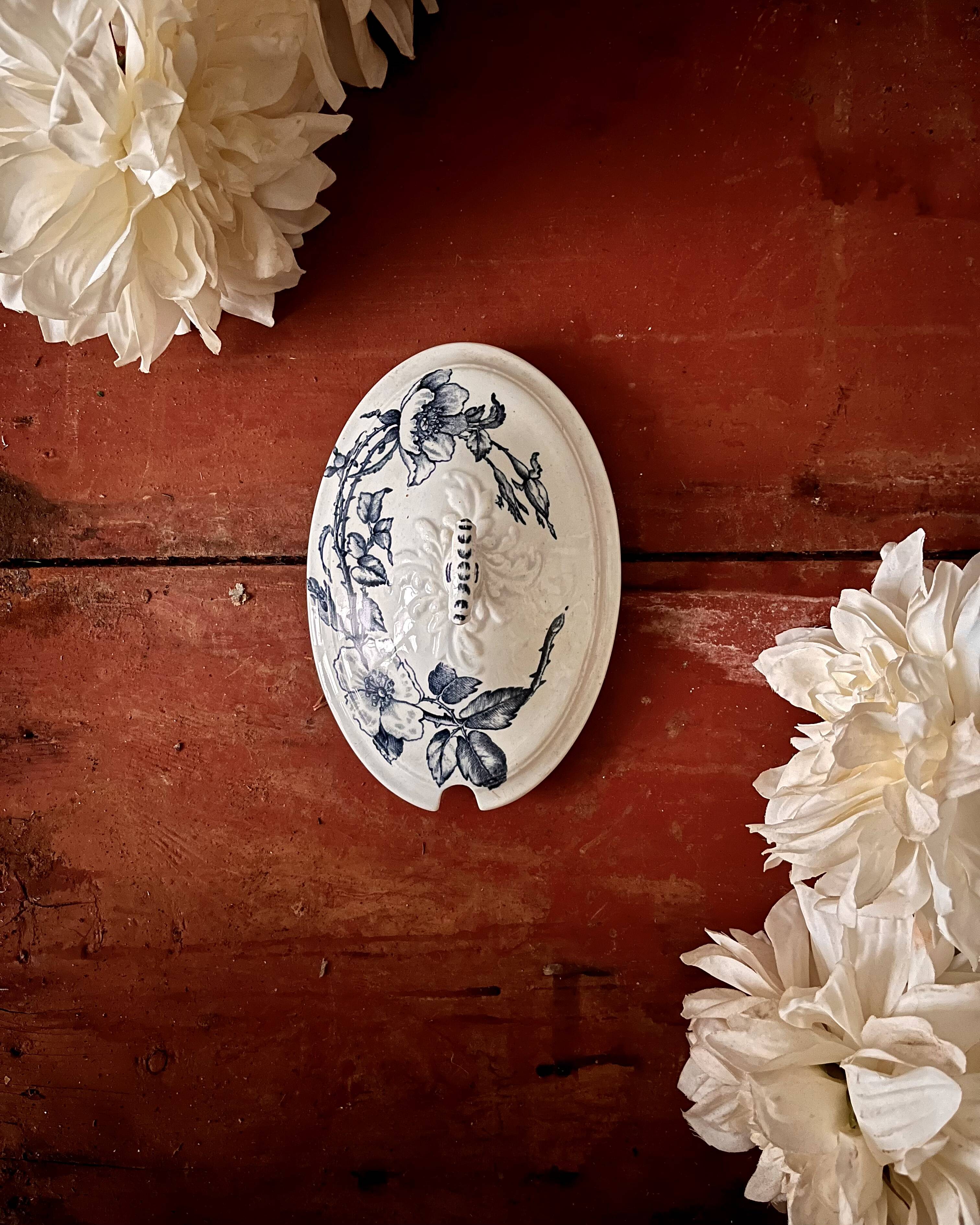 Sauceboat from Creil & Montereau ironstone.