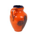 Vase vintage émaillé orange et bleu d'Allemagne de l'Ouest Carstens 116-2L