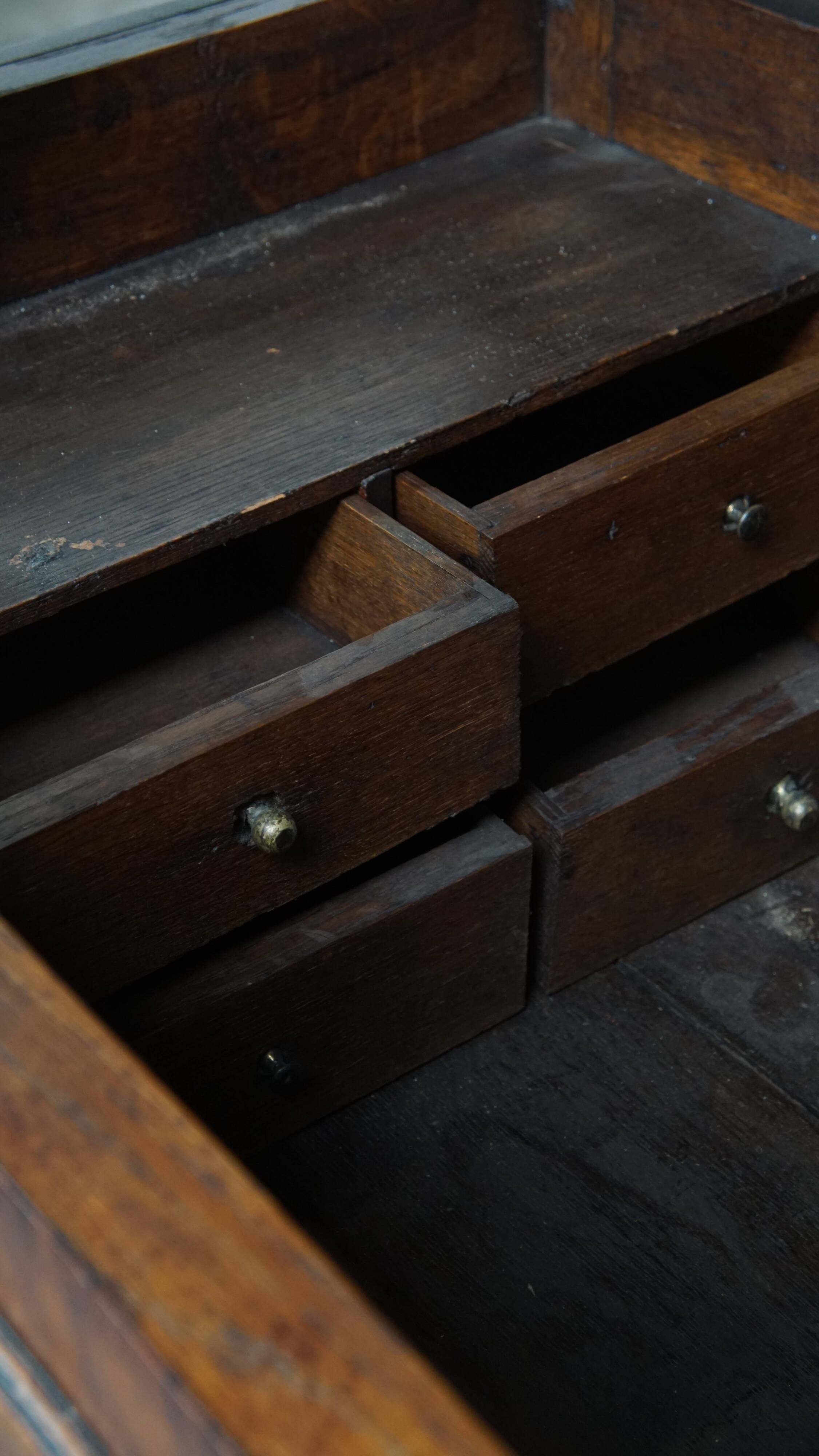 18th-Century English Antique Sideboard / Mule Chest