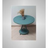 Oval pedestal table