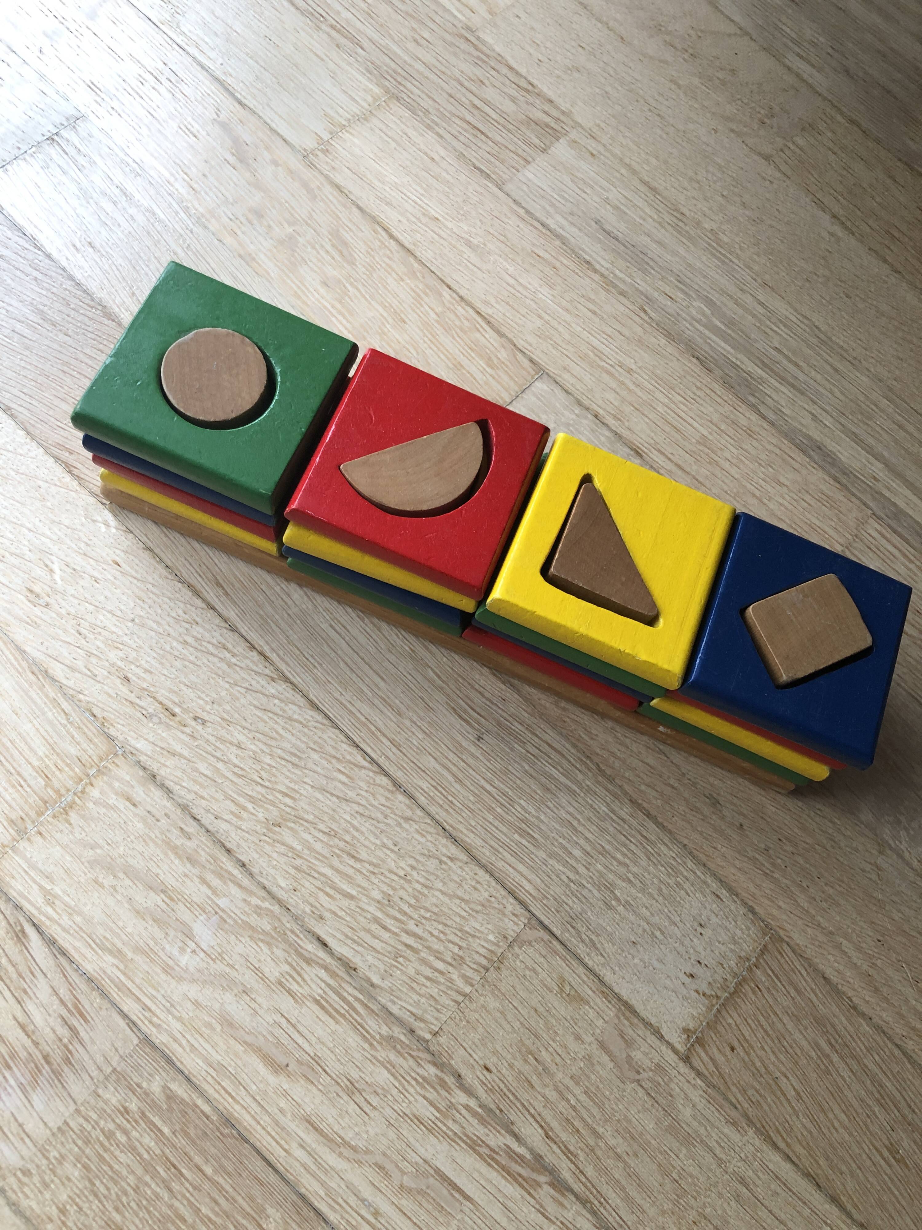 Vintage wood construction game