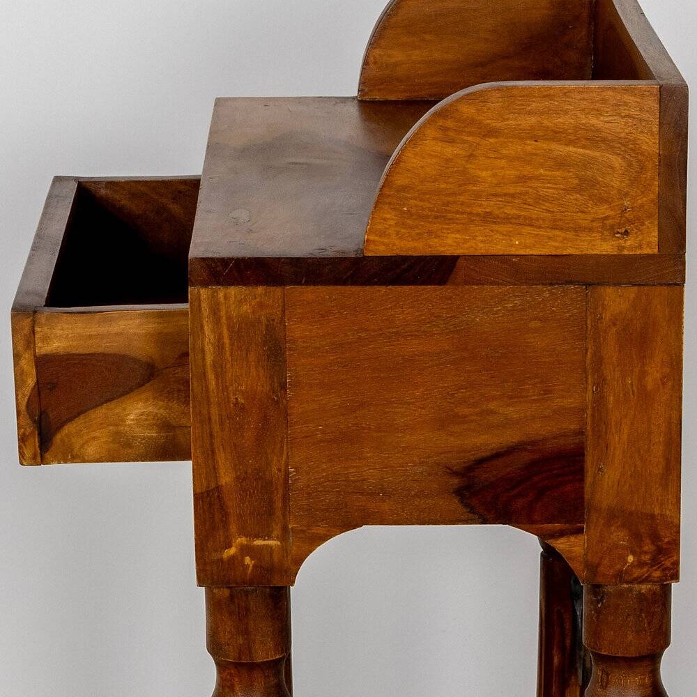 Provincial wine cabinet made of elm wood