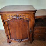 Table with singer sewing machine