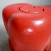 Tabouret "dent". Vintage. Plastique.