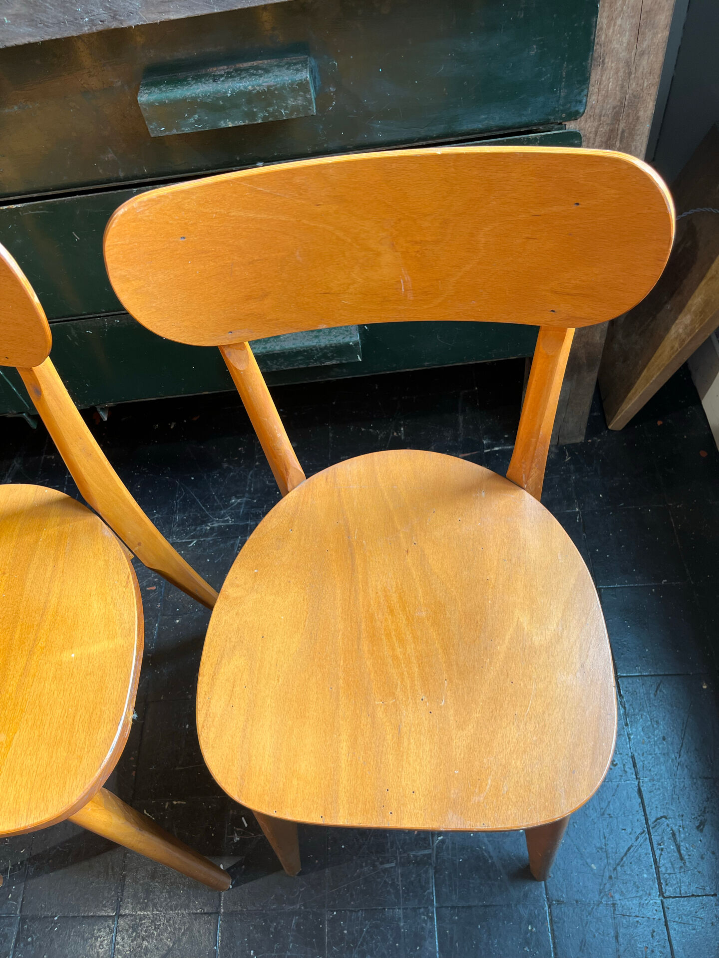 Set of 10 bistro chairs
