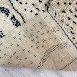 Handmade moroccan berber carpet 260 x 144 cm