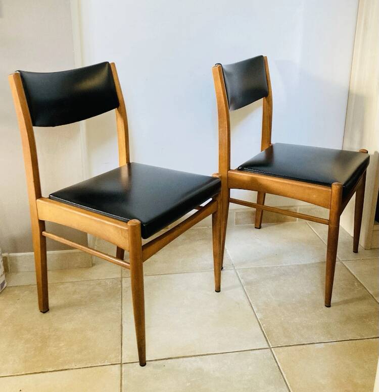 Pair of Scandinavian chairs from the 1960s/70s