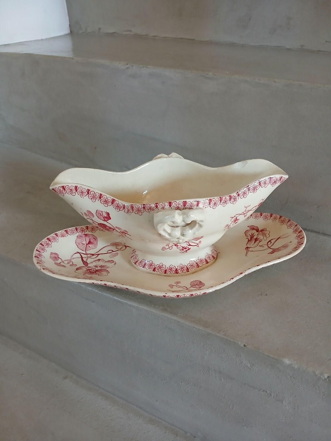 Antique sauce boat in Gien ironstone.