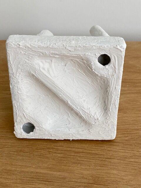 Vase pique flower with matte whitened pipe