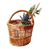 Wicker basket with compartments