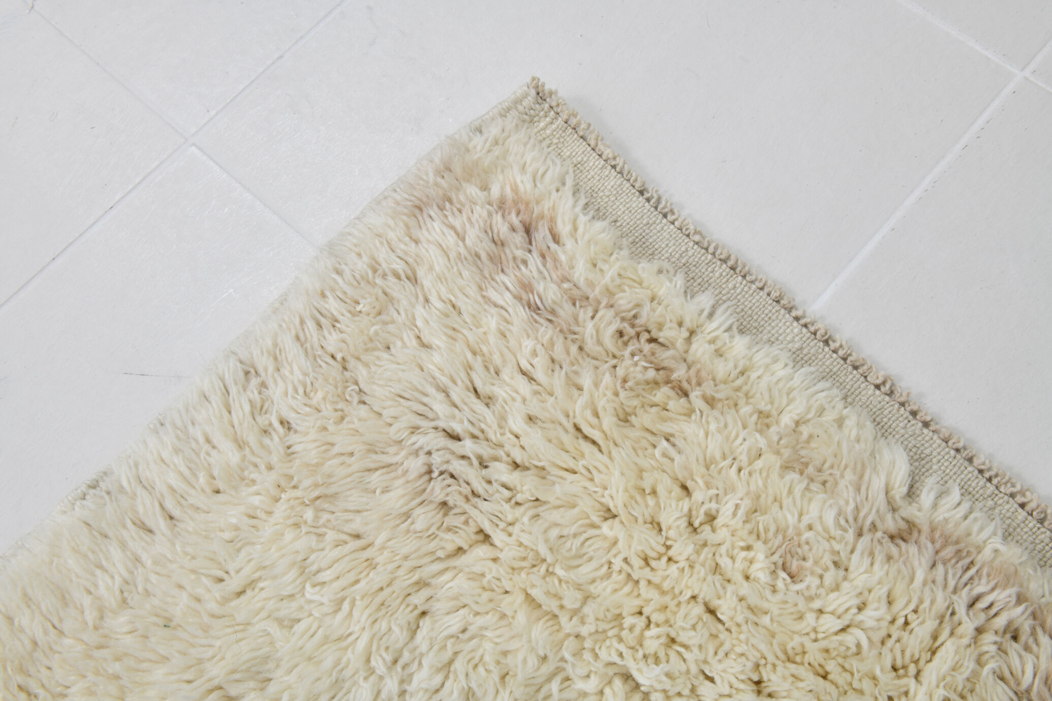 100% wool carpet rug 255x153cm