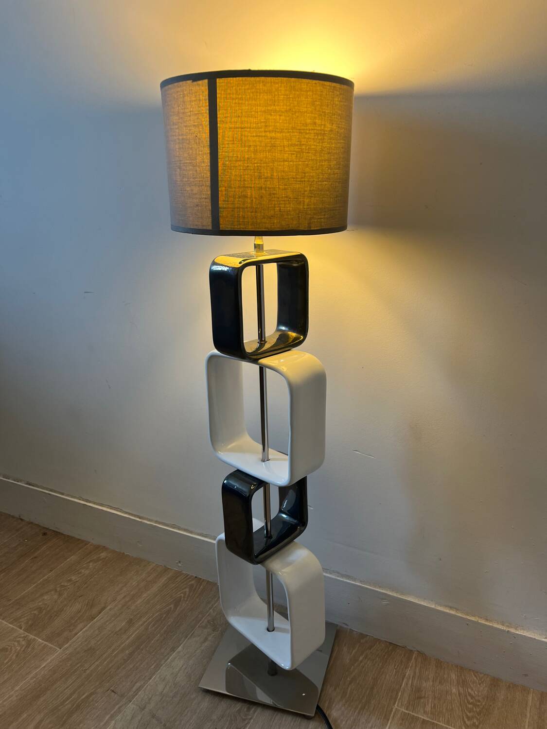 Vintage ceramic lamp from the 70s