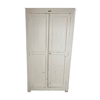 Armoire parisienne ancienne
