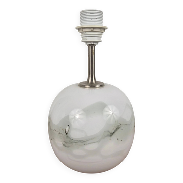 Blown glass table lamp with Sakura pattern by Michael Bang for Fyens Glasværk Denmark, 1960.