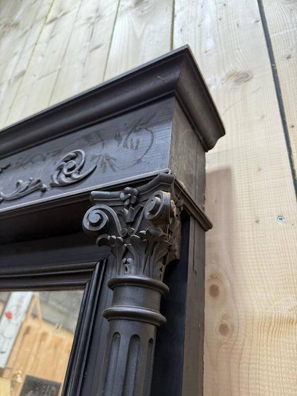 Miroir époque Napoléon III en bois noirci