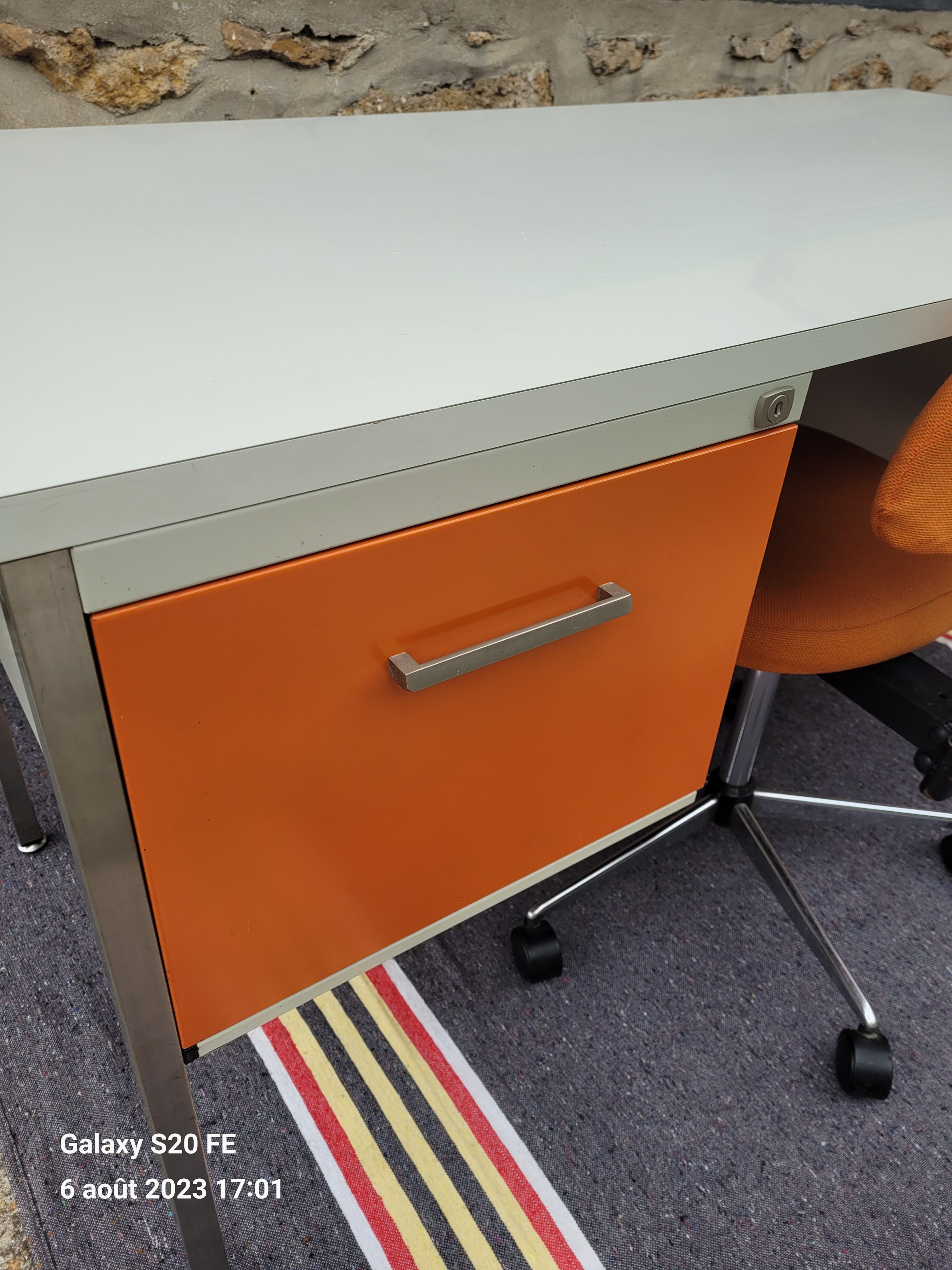 1980s desk and chair set