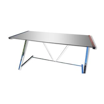 Desk chrome top in tinted glass 140/60cms