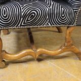 Louis XIV armchair in walnut, 18th century