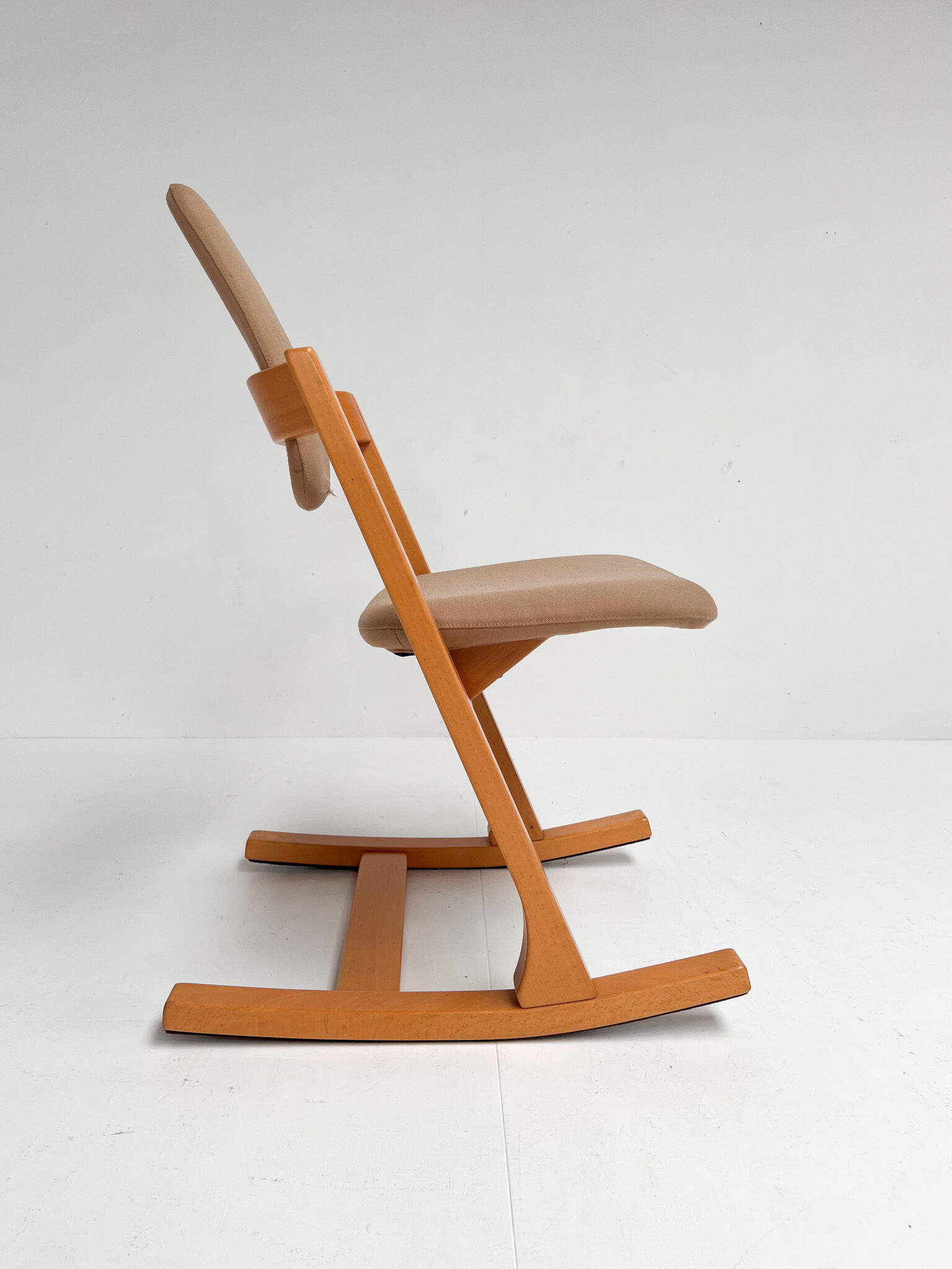 Chaise Pendulum Balance Stokke par Peter Opsvik, années 1980
