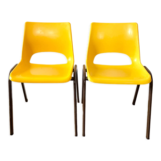 Pair of kindergarten chairs