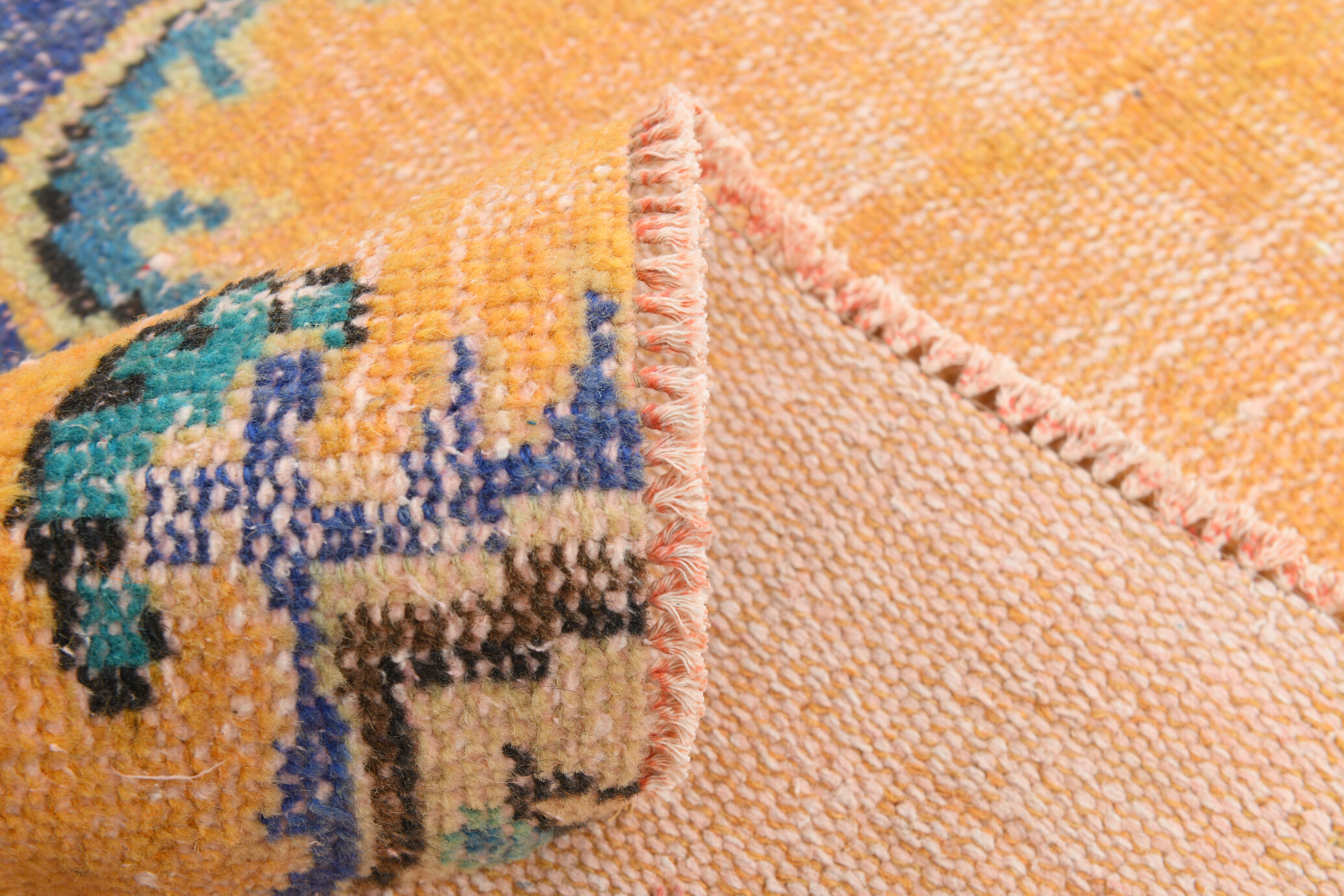 2x8 Short Classic Runner Rug, 56x234Cm