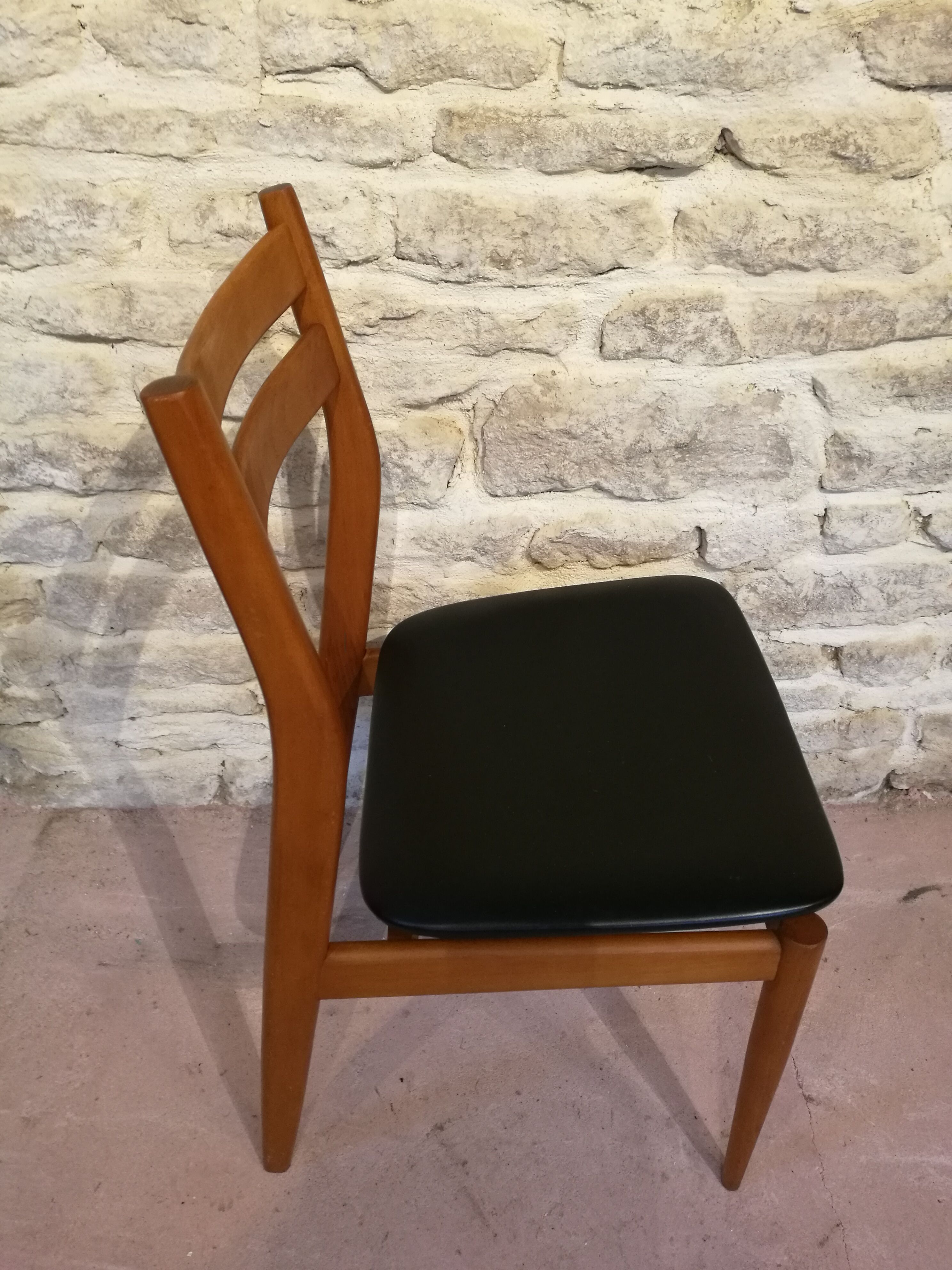 Former Chair Scandinavian skai