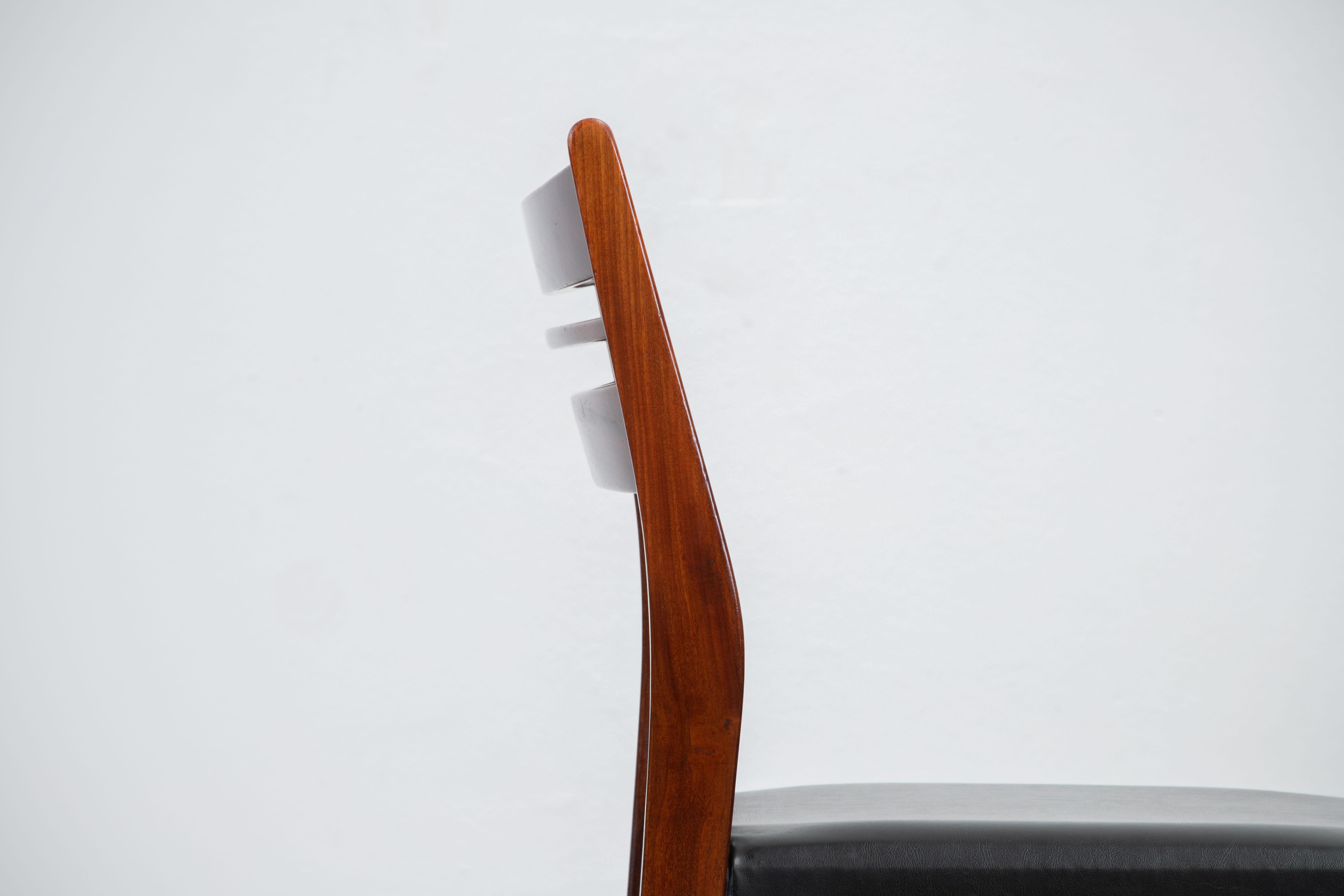 6 vintage Scandinavian rosewood chairs - 1960