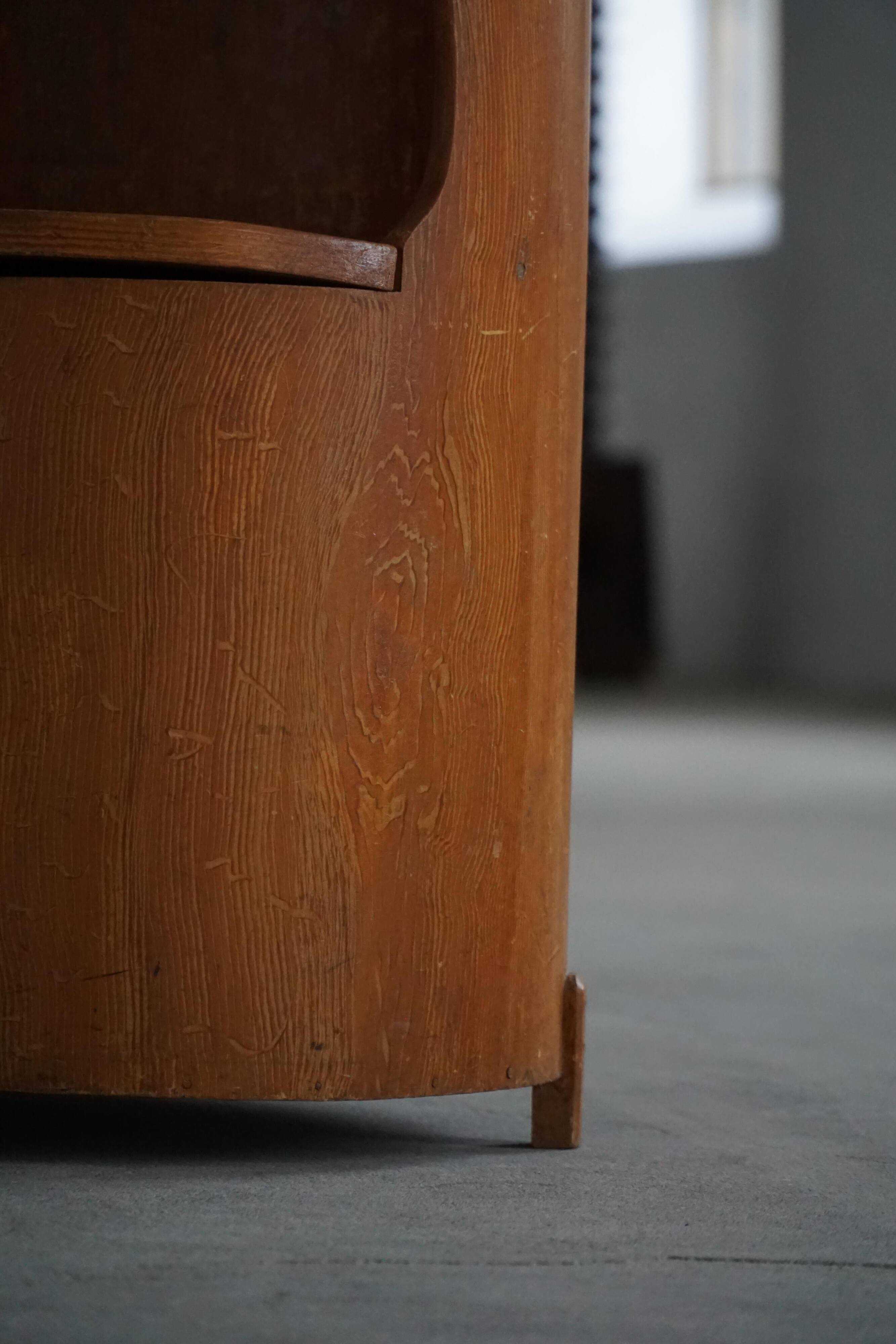 Modern Scandinavian style, Stump chair / "Kubstol" in pine, mid-20th century, 1950s.