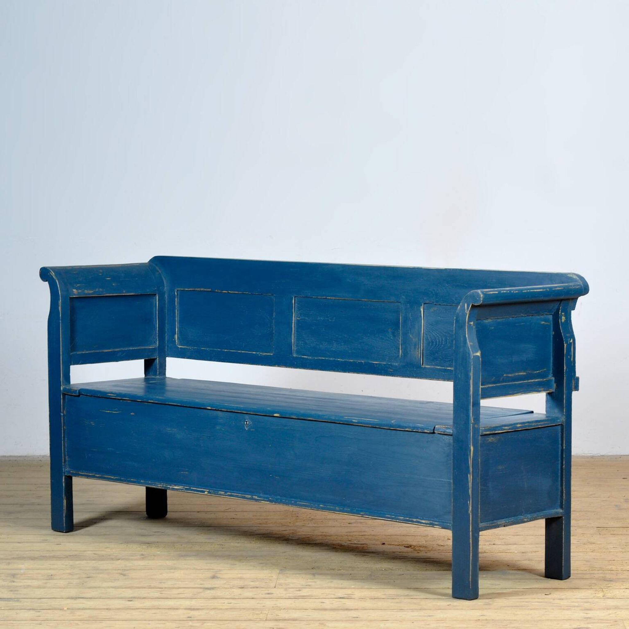 Antique pine drop-top bench, 1900s
