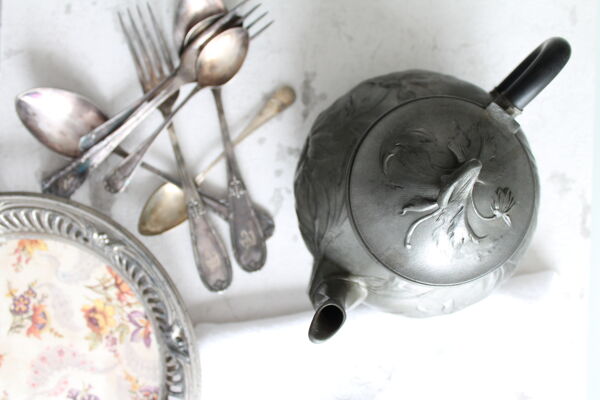 Théière ancienne art déco de marque orivit