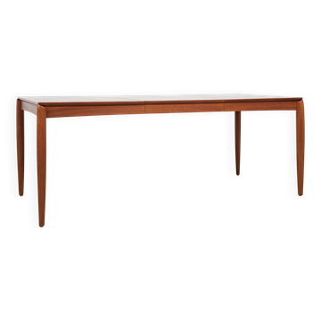 Midcentury Danish dining table in teak by HW Klein for Bramin 1960s