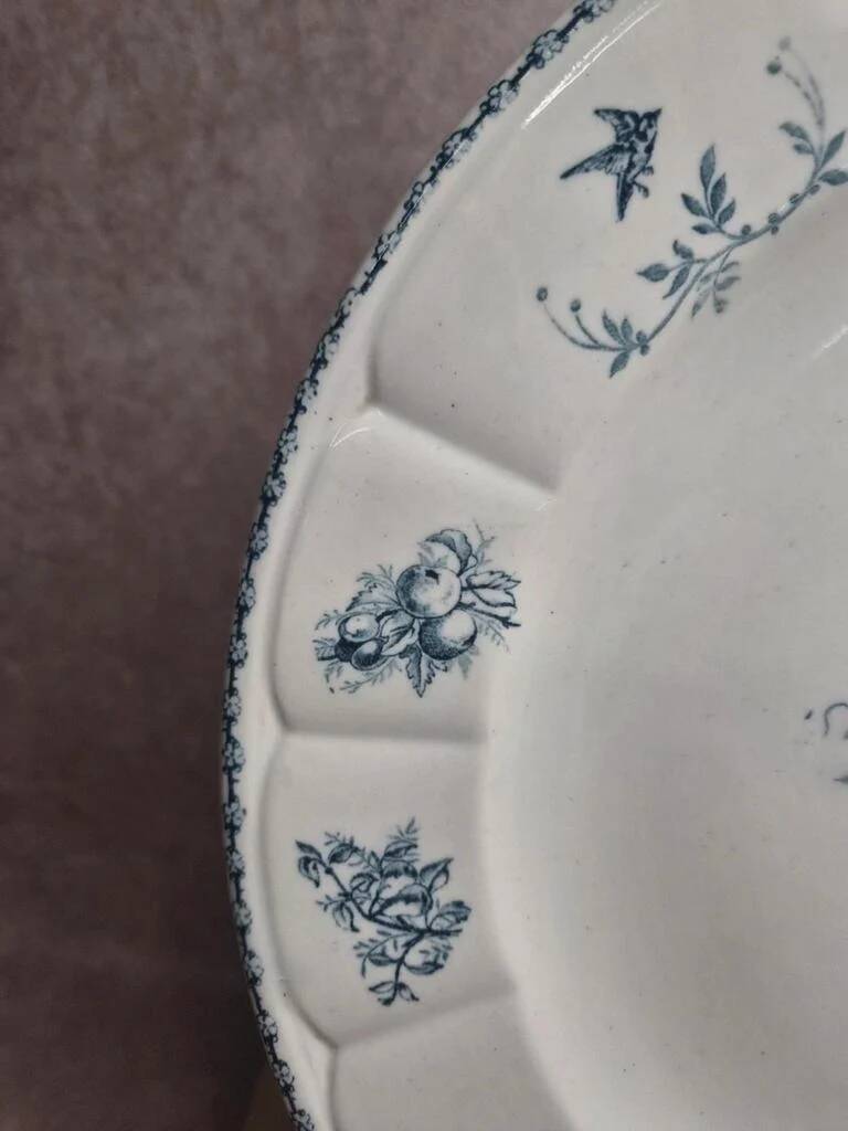 Large round earthenware dish Clairefontaine model Pompadour 33 cm