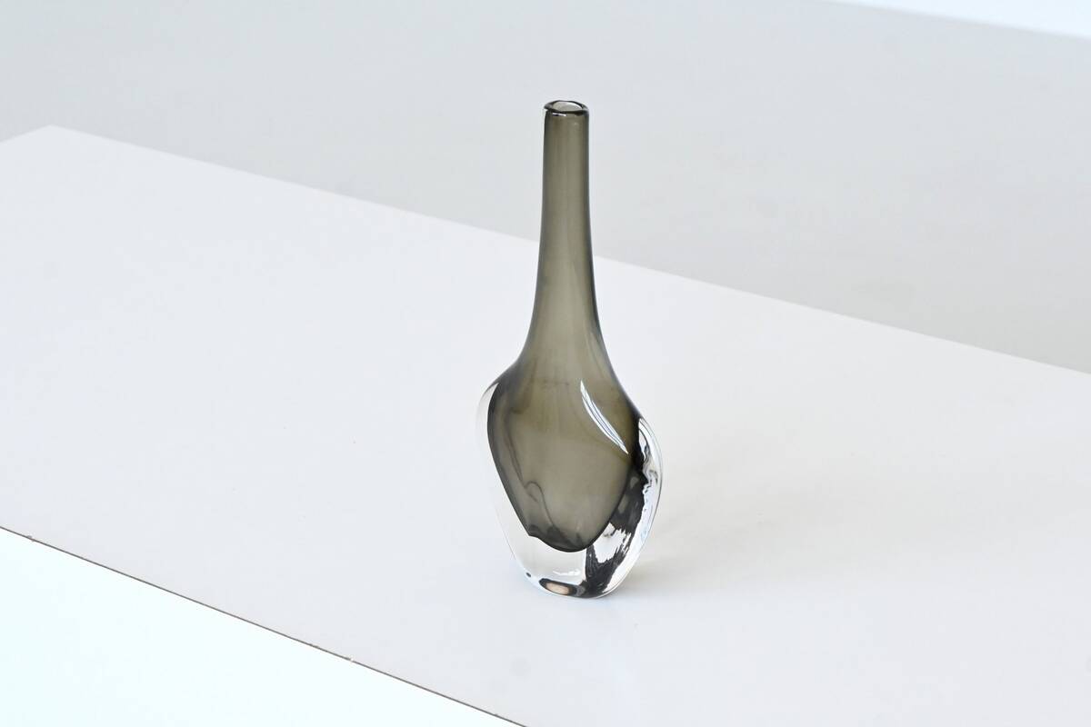 Nils Landberg black glass "Sommerso" vase Orrefors Sweden 1950